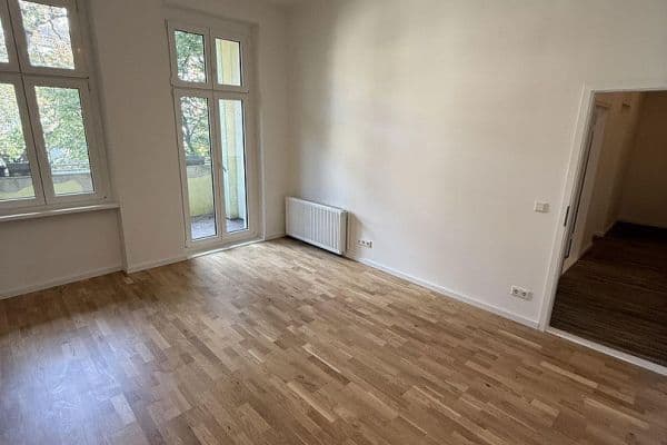 Pronájem bytu 2+1 56 m², Schlieperstraße 74, Berlin, Berlín Pronájem bytu 2+1 56 m², Schlieperstraße 74, Berlin, Berlín