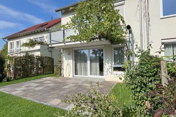 Prodej domu 162 m², pozemek 213 m², Josef-Waibel-Weg 13, Stuttgart, Bádensko-Württembersko Prodej domu 162 m², pozemek 213 m², Josef-Waibel-Weg 13, Stuttgart, Bádensko-Württembersko