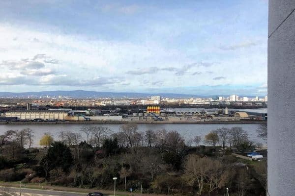 Pronájem bytu 1+kk 35 m², Frankfurt am Main Pronájem bytu 1+kk 35 m², Frankfurt am Main