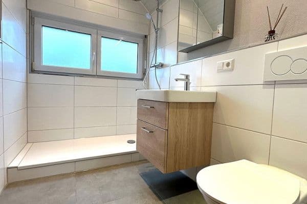 Pronájem bytu 3+kk 82 m², Lange Straße 38, Bad Friedrichshall Pronájem bytu 3+kk 82 m², Lange Straße 38, Bad Friedrichshall