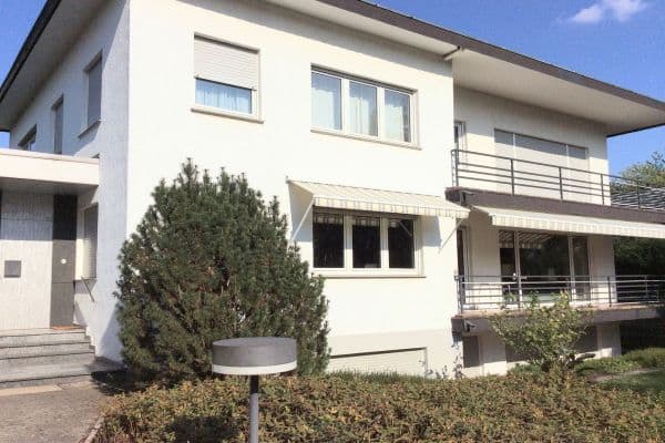 Pronájem bytu 3+1 50 m², Bonn Pronájem bytu 3+1 50 m², Bonn