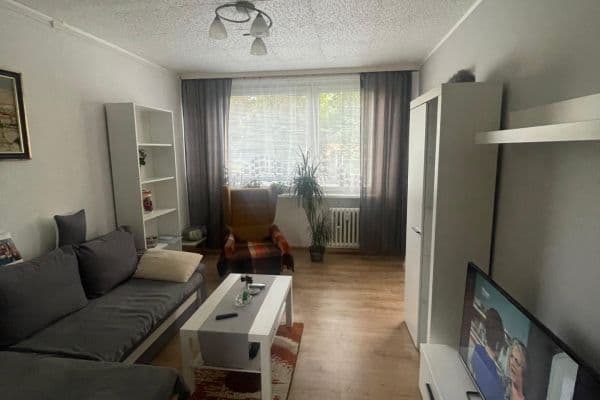 Pronájem bytu 3+1 54 m², K. H. Borovského, Most Pronájem bytu 3+1 54 m², K. H. Borovského, Most
