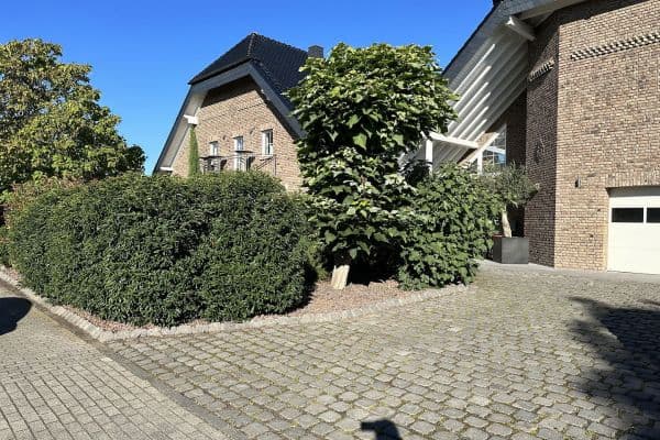 Pronájem kanceláře 1.100 m², Euskirchen Pronájem kanceláře 1.100 m², Euskirchen