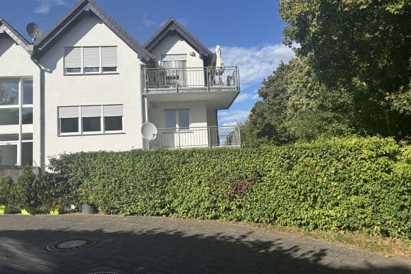 Pronájem bytu 3+1 80 m², Hünfelden Pronájem bytu 3+1 80 m², Hünfelden