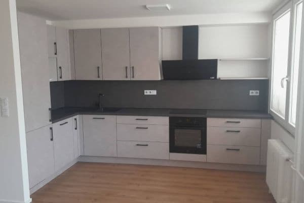 Pronájem bytu 3+kk 70 m², Molákova, Praha Pronájem bytu 3+kk 70 m², Molákova, Praha