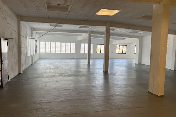 Pronájem nebytového prostoru 6.500 m², Weidhausen Pronájem nebytového prostoru 6.500 m², Weidhausen