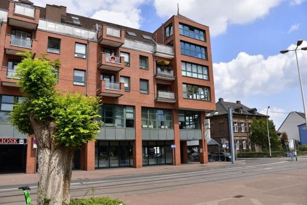 Prodej bytu 4+1 125 m², Hauptstrasse 1-7, Frechen Prodej bytu 4+1 125 m², Hauptstrasse 1-7, Frechen