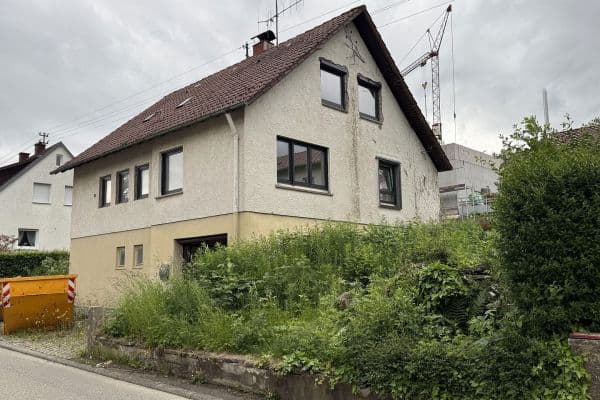 Prodej domu 130 m², pozemek 432 m², Albstadt-Lautlingen Prodej domu 130 m², pozemek 432 m², Albstadt-Lautlingen