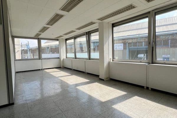 Pronájem kanceláře 577 m², Magdeburgerstrasse 37, Gelsenkirchen Pronájem kanceláře 577 m², Magdeburgerstrasse 37, Gelsenkirchen
