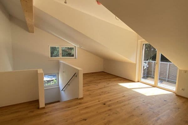 Prodej bytu 4+1 98 m², Elixhausen Prodej bytu 4+1 98 m², Elixhausen
