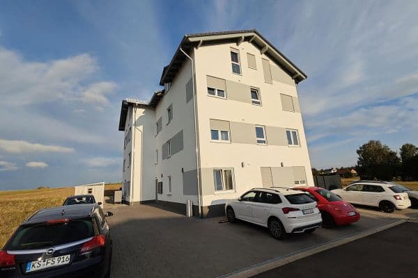 Pronájem bytu 3+1 65 m², Unter der Kirchhöhe 6, Calden Pronájem bytu 3+1 65 m², Unter der Kirchhöhe 6, Calden