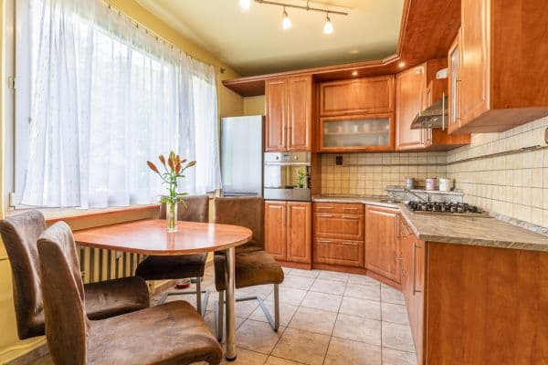 Pronájem bytu 3+1 65 m², Tolstého, Ústí nad Labem, Ústecký kraj Pronájem bytu 3+1 65 m², Tolstého, Ústí nad Labem, Ústecký kraj