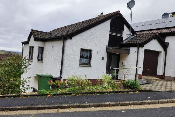 Prodej domu 138 m², pozemek 444 m², Südring 33, Happurg Prodej domu 138 m², pozemek 444 m², Südring 33, Happurg