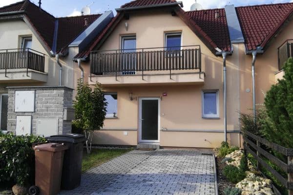 Pronájem domu 103 m², pozemek 120 m², Paderlíkova, Nučice Pronájem domu 103 m², pozemek 120 m², Paderlíkova, Nučice