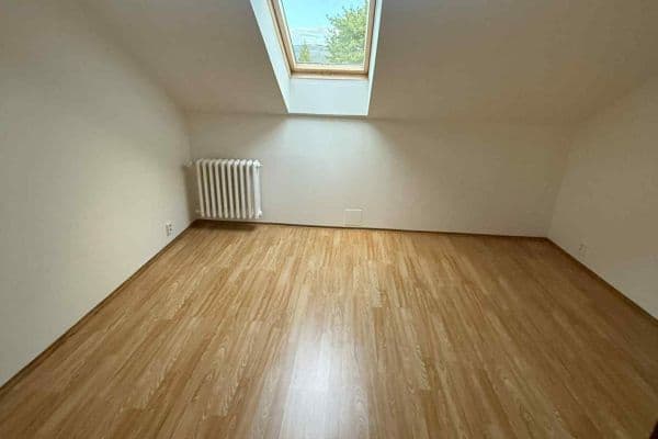 Pronájem bytu 3+1 105 m², Bystřice pod Hostýnem Pronájem bytu 3+1 105 m², Bystřice pod Hostýnem