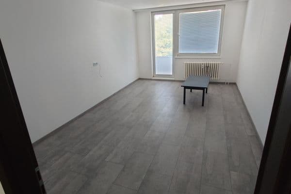 Pronájem bytu 3+1 65 m², Hlinecká, Týn nad Vltavou Pronájem bytu 3+1 65 m², Hlinecká, Týn nad Vltavou