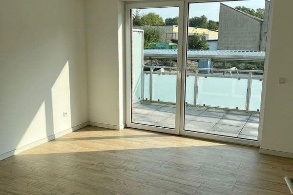 Pronájem bytu 2+1 71 m², Castrop-Rauxel Pronájem bytu 2+1 71 m², Castrop-Rauxel