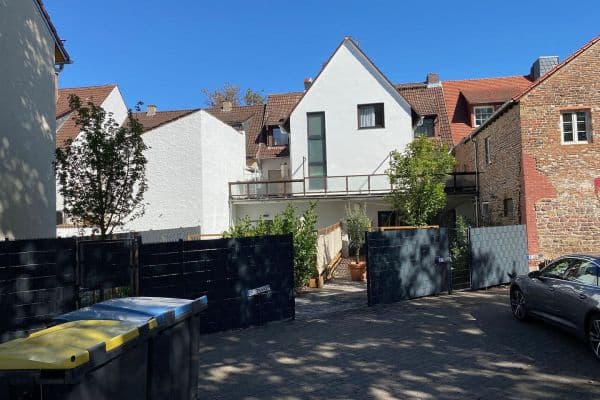 Pronájem bytu 3+1 77 m², Löwengasse 4, Neu-Isenburg Pronájem bytu 3+1 77 m², Löwengasse 4, Neu-Isenburg