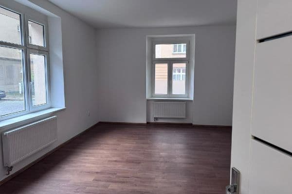 Pronájem bytu 3+1 110 m², Praskova, Olomouc Pronájem bytu 3+1 110 m², Praskova, Olomouc