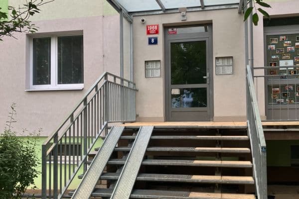 Prodej bytu 2+kk 43 m², Mohylová, Praha Prodej bytu 2+kk 43 m², Mohylová, Praha
