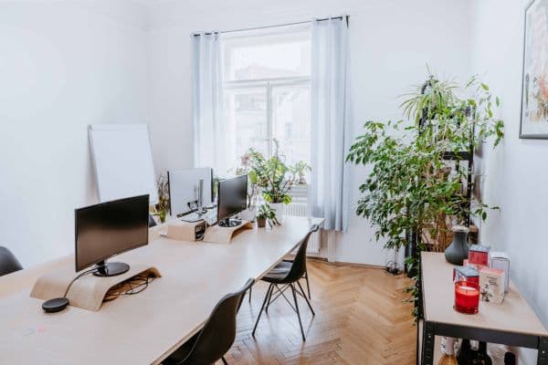 Pronájem kanceláře 150 m², Valentinská, Hlavní město Praha Pronájem kanceláře 150 m², Valentinská, Hlavní město Praha