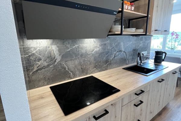 Prodej bytu 2+1 64 m², U Koupaliště, Karlovy Vary Prodej bytu 2+1 64 m², U Koupaliště, Karlovy Vary