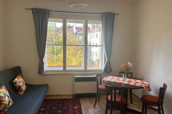 Pronájem bytu 2+kk 53 m², Podolská, Praha Pronájem bytu 2+kk 53 m², Podolská, Praha