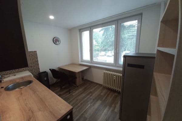 Pronájem bytu 2+1 51 m², Narcisová, Košice Pronájem bytu 2+1 51 m², Narcisová, Košice