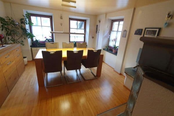Pronájem bytu 5+1 145 m², Weisberg-Grantschen Pronájem bytu 5+1 145 m², Weisberg-Grantschen