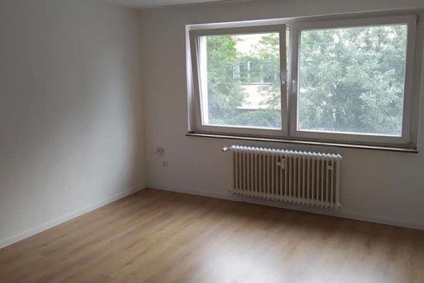 Pronájem bytu 2+1 52 m², Eutingerstr. 11, Pforzheim Pronájem bytu 2+1 52 m², Eutingerstr. 11, Pforzheim