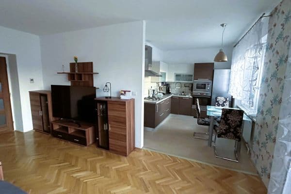 Pronájem bytu 3+1 70 m², M. Alše, Choceň Pronájem bytu 3+1 70 m², M. Alše, Choceň