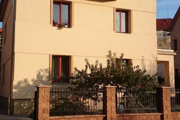 Pronájem bytu 4+kk 119 m², U Boroviček, Praha Pronájem bytu 4+kk 119 m², U Boroviček, Praha