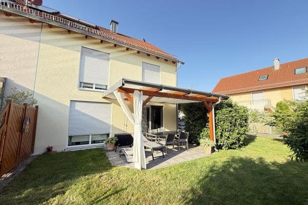 Prodej domu 176 m², pozemek 246 m², Roth Prodej domu 176 m², pozemek 246 m², Roth