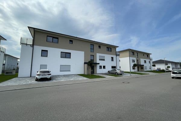 Prodej bytu 3+1 75 m², Neue-Welt-Str. 92, Aitrach, Bádensko-Württembersko Prodej bytu 3+1 75 m², Neue-Welt-Str. 92, Aitrach, Bádensko-Württembersko