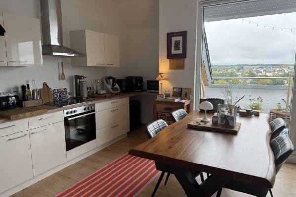 Pronájem bytu 4+1 90 m², Simmern Pronájem bytu 4+1 90 m², Simmern