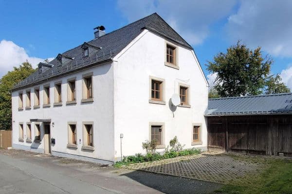 Prodej domu 180 m², pozemek 920 m², Marktleugast Prodej domu 180 m², pozemek 920 m², Marktleugast