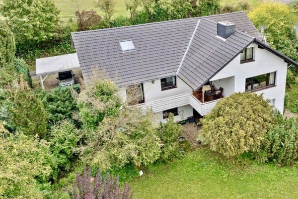 Prodej domu 225 m², pozemek 980 m², Ronneburg Prodej domu 225 m², pozemek 980 m², Ronneburg