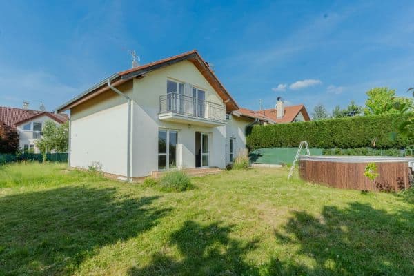 Prodej domu 220 m², pozemek 539 m², Lutínská, Hlavní město Praha Prodej domu 220 m², pozemek 539 m², Lutínská, Hlavní město Praha