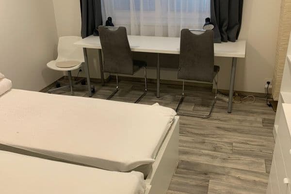Prodej bytu 2+kk 38 m², Ruská, Praha Prodej bytu 2+kk 38 m², Ruská, Praha