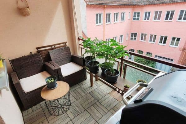 Pronájem bytu 2+1 80 m², Osianderstr. 1, Nürnberg Pronájem bytu 2+1 80 m², Osianderstr. 1, Nürnberg