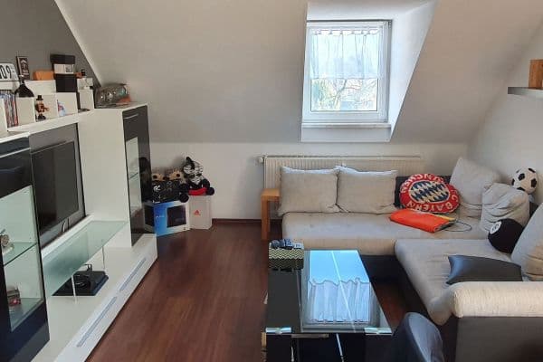 Pronájem bytu 1+1 30 m², Königendorfer Straße 8, Dessau-Kochstedt, Sasko-Anhaltsko Pronájem bytu 1+1 30 m², Königendorfer Straße 8, Dessau-Kochstedt, Sasko-Anhaltsko