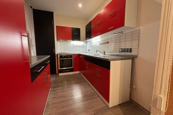 Pronájem bytu 2+1 55 m², Smetanova, Votice Pronájem bytu 2+1 55 m², Smetanova, Votice