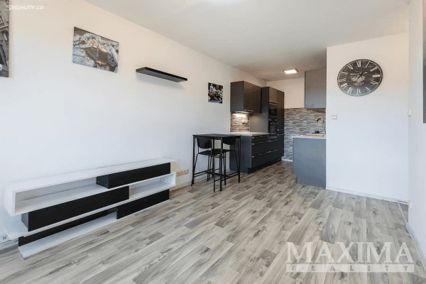 Pronájem bytu 2+kk 40 m², sídl. V Zátiší, Kralupy nad Vltavou Pronájem bytu 2+kk 40 m², sídl. V Zátiší, Kralupy nad Vltavou