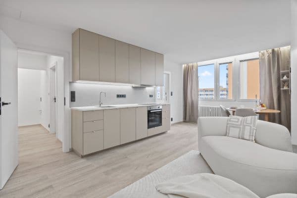 Prodej bytu 2+kk 42 m², Grégrova, Kolín Prodej bytu 2+kk 42 m², Grégrova, Kolín