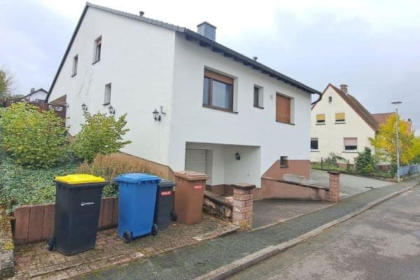 Pronájem domu 197 m², pozemek 500 m², Aloys Ruppel Straße 12, Rodenbach Pronájem domu 197 m², pozemek 500 m², Aloys Ruppel Straße 12, Rodenbach