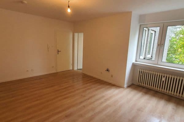Pronájem bytu 1+1 22 m², Lindenstraße 37a, Gladbeck Pronájem bytu 1+1 22 m², Lindenstraße 37a, Gladbeck