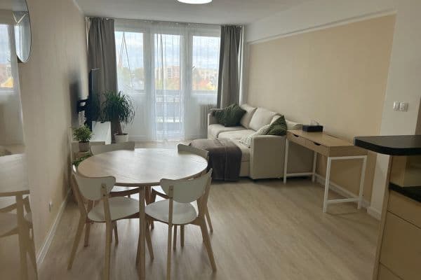Pronájem bytu 2+kk 63 m², Stankovského, Čelákovice Pronájem bytu 2+kk 63 m², Stankovského, Čelákovice