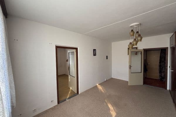 Pronájem bytu 3+1 70 m², Erno Košťála, Pardubice Pronájem bytu 3+1 70 m², Erno Košťála, Pardubice