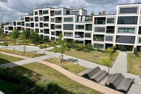 Prodej bytu 1+kk 38 m², Dostalové, Praha Prodej bytu 1+kk 38 m², Dostalové, Praha