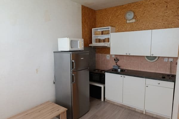 Prodej bytu Garsoniéra 21 m², Ústecká, Chlumec, Ústecký kraj Prodej bytu Garsoniéra 21 m², Ústecká, Chlumec, Ústecký kraj